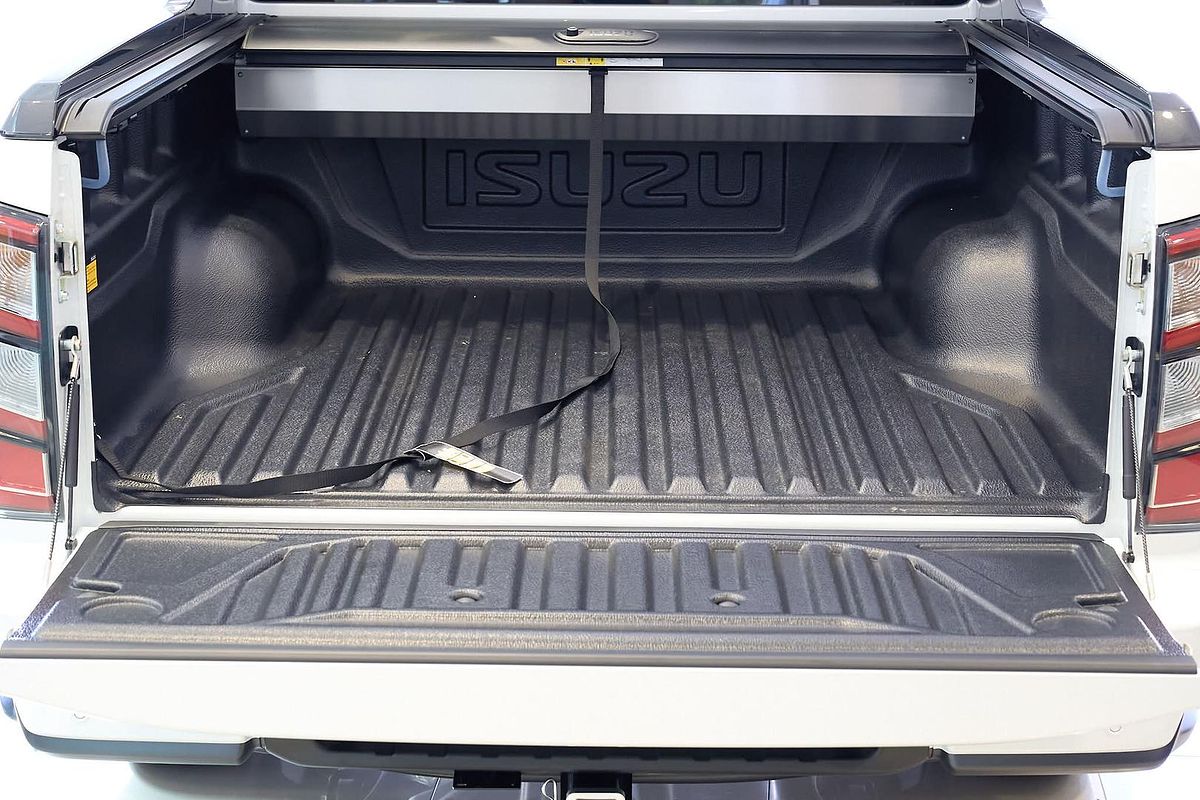 2025 Isuzu D-MAX X-TERRAIN 4X4