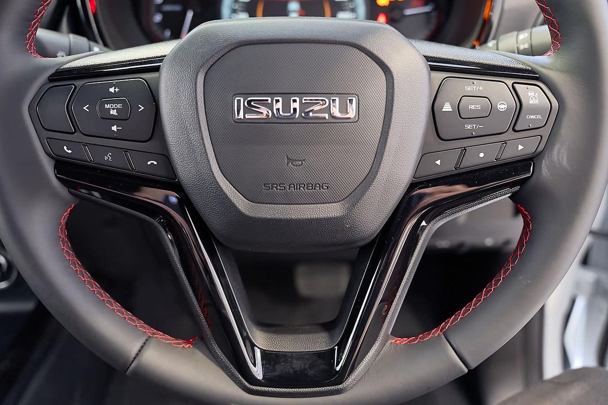 2025 Isuzu D-MAX X-TERRAIN 4X4