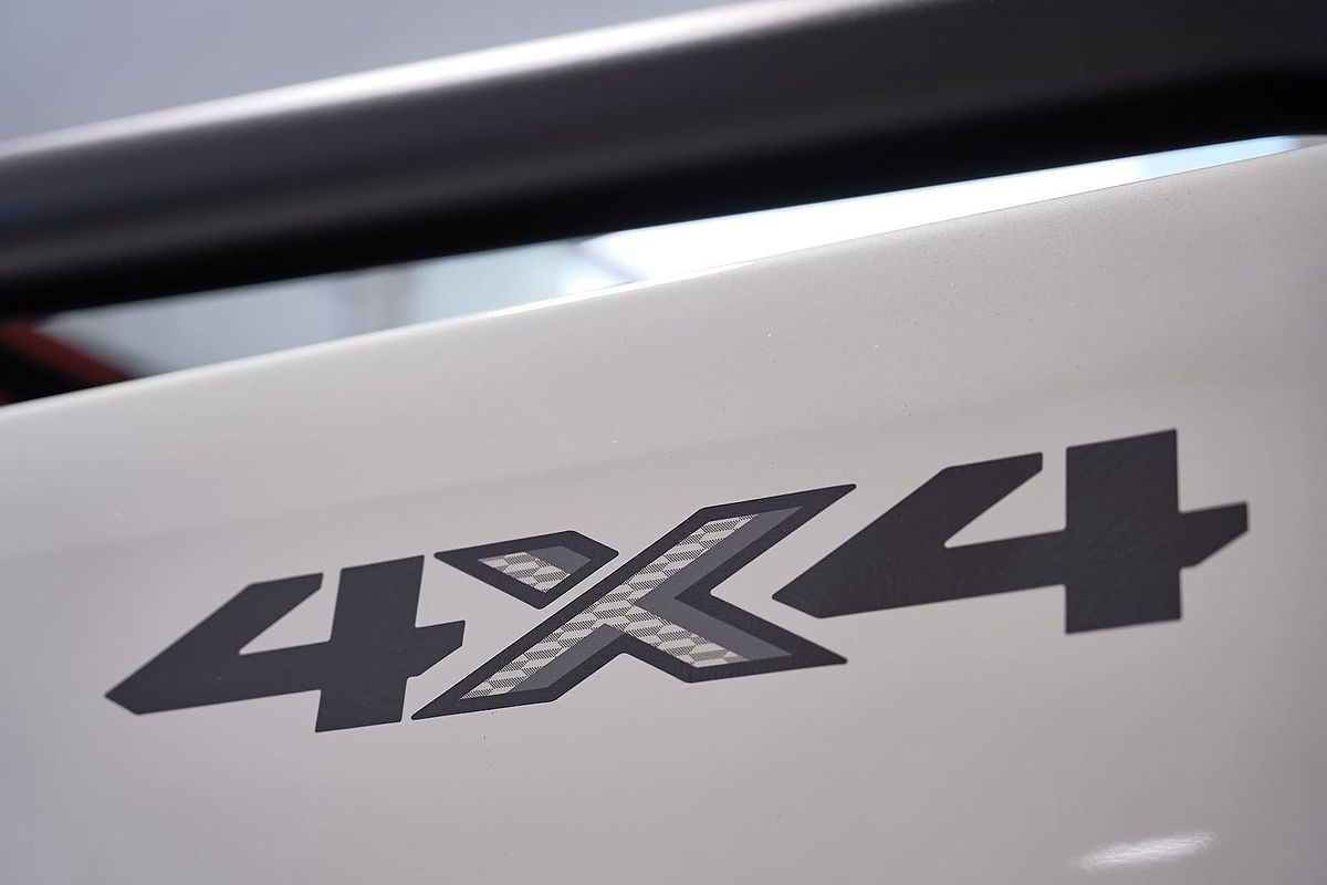 2025 Isuzu D-MAX BLADE 4X4