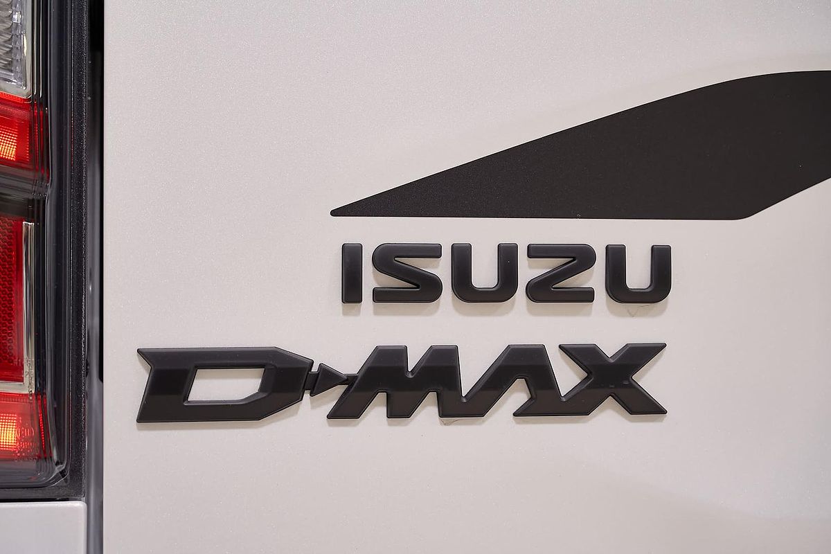 2025 Isuzu D-MAX BLADE 4X4