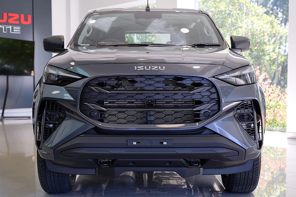 2025 Isuzu MU-X LS-M