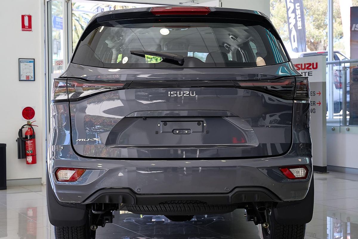 2025 Isuzu MU-X LS-M