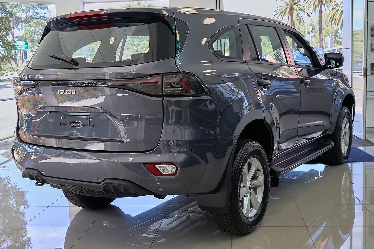 2025 Isuzu MU-X LS-M