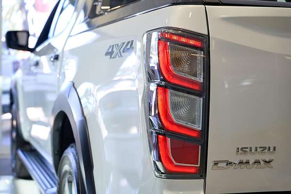 2025 Isuzu D-MAX X-TERRAIN 4X4