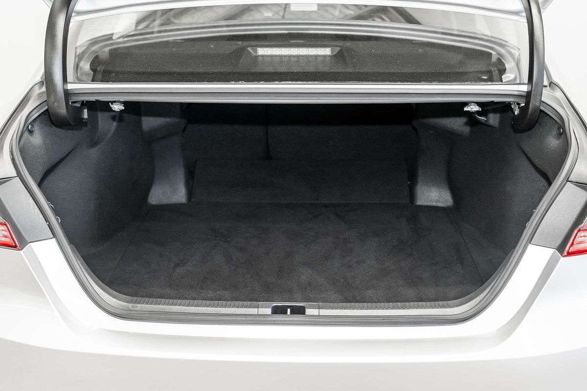 2024 Toyota Camry Ascent AXVH70R