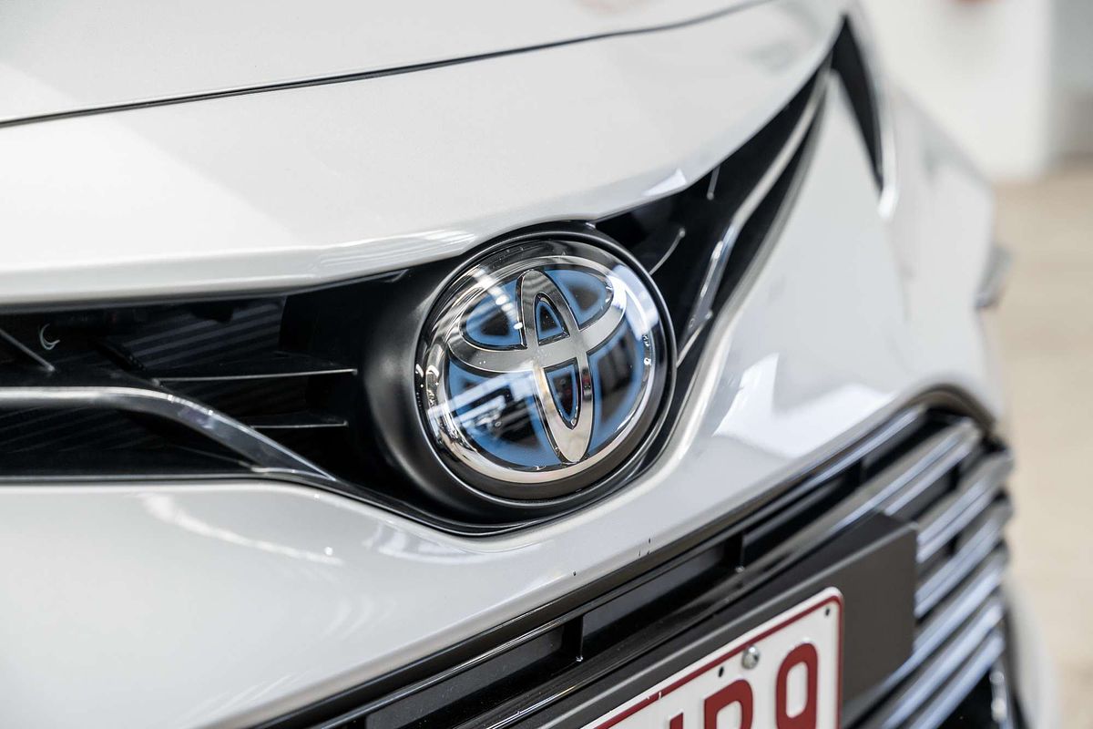 2024 Toyota Camry Ascent AXVH70R