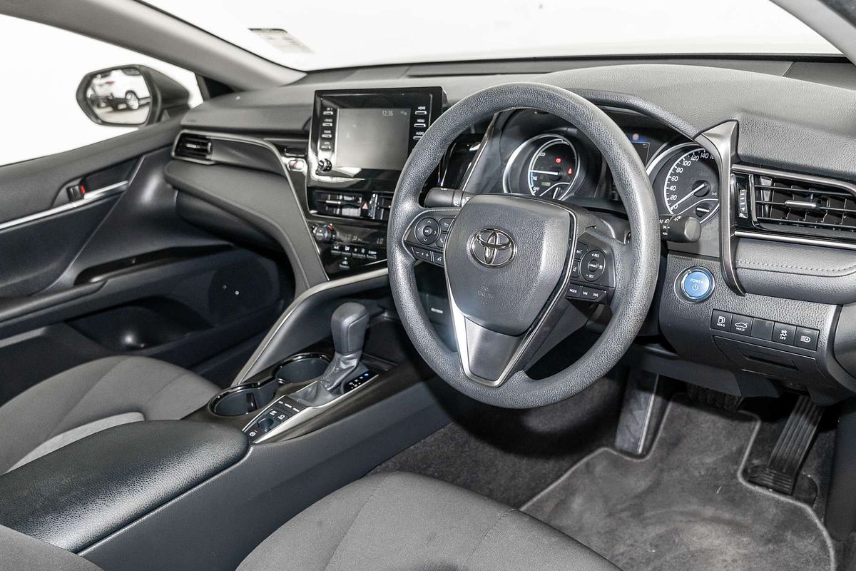 2024 Toyota Camry Ascent AXVH70R