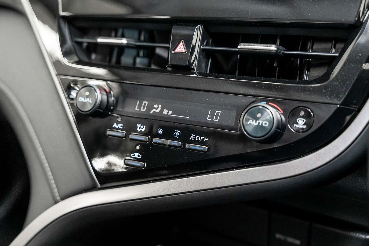 2024 Toyota Camry Ascent AXVH70R