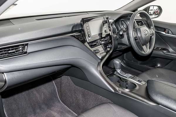 2024 Toyota Camry Ascent AXVH70R