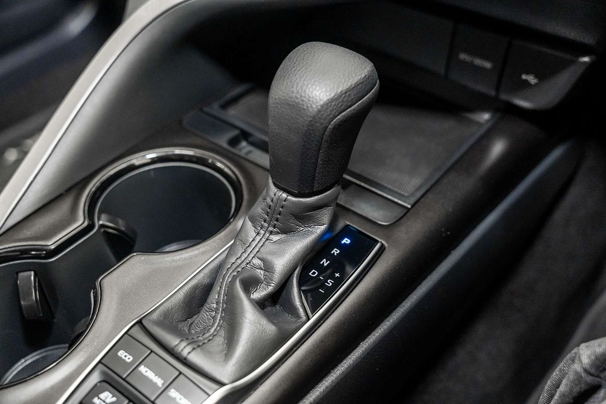 2024 Toyota Camry Ascent AXVH70R