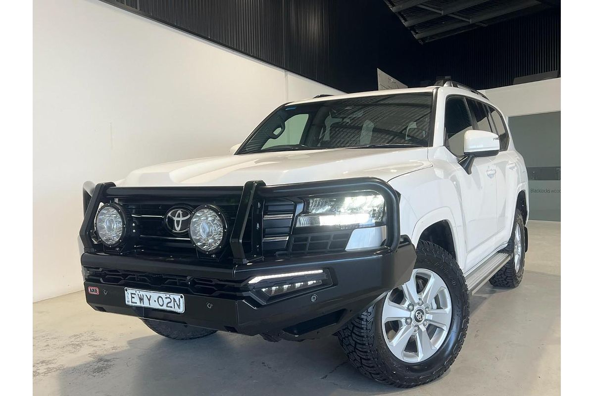 2022 Toyota Landcruiser GXL FJA300R
