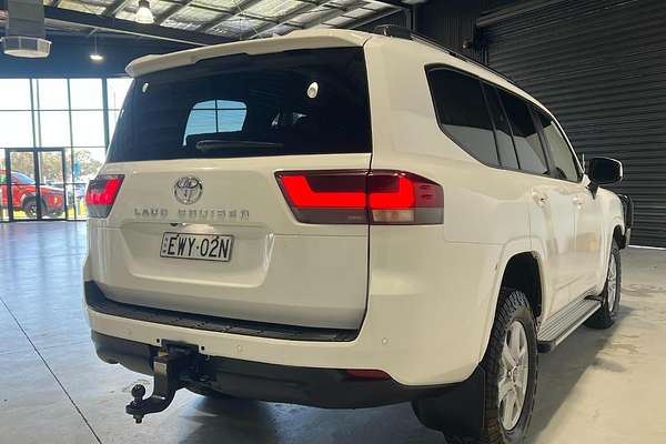 2022 Toyota Landcruiser GXL FJA300R