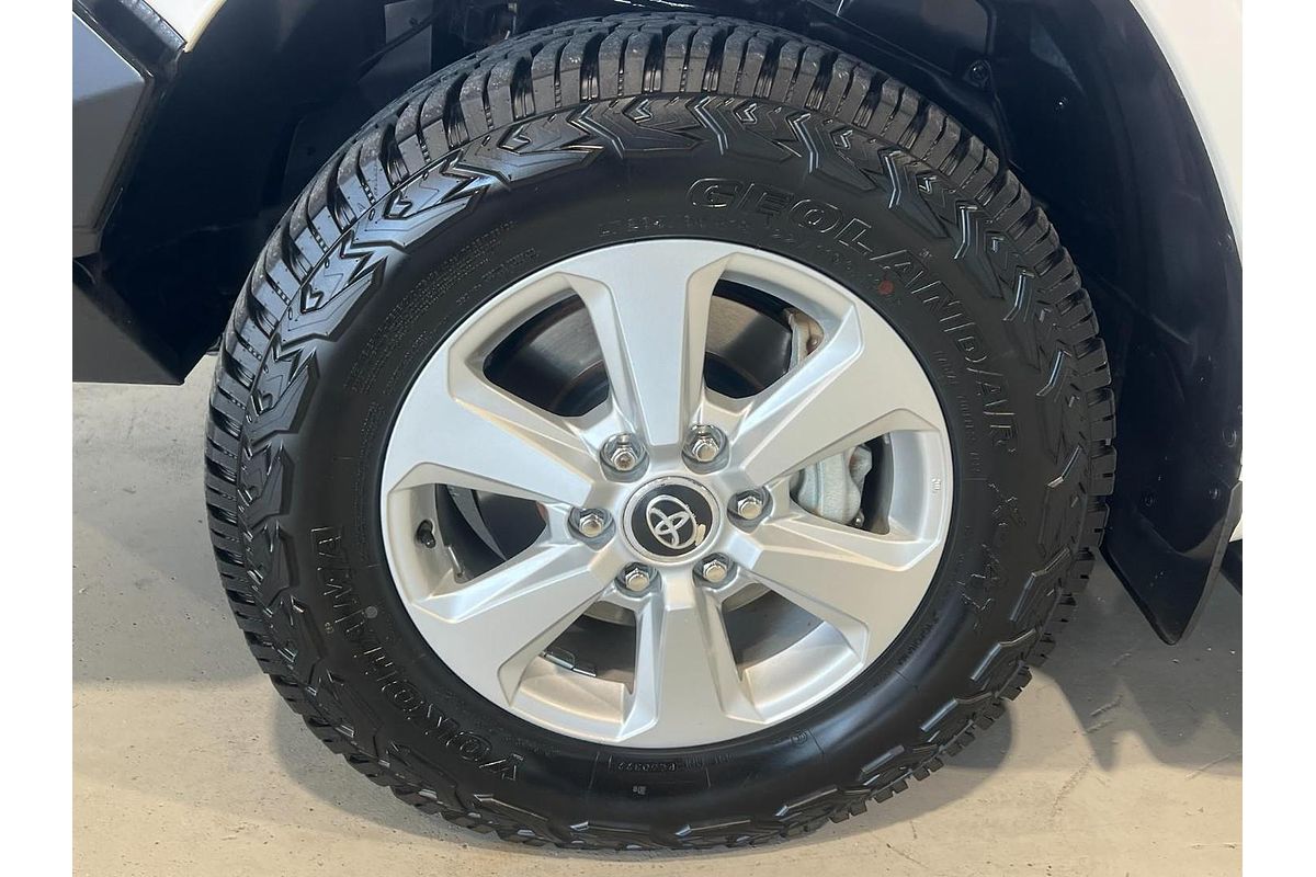 2022 Toyota Landcruiser GXL FJA300R