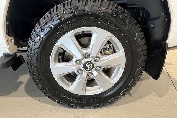 2022 Toyota Landcruiser GXL FJA300R