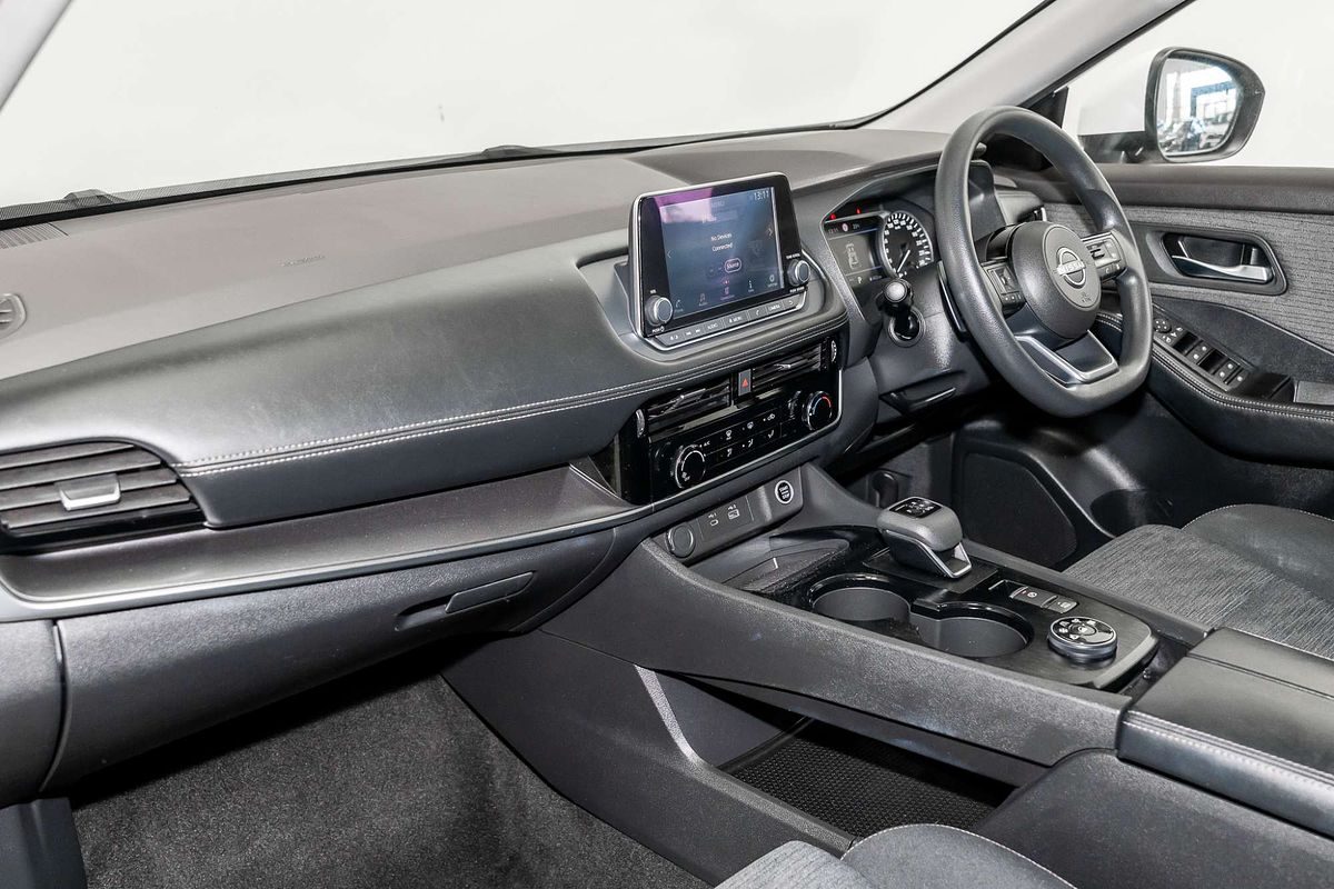 2023 Nissan X-TRAIL ST T33