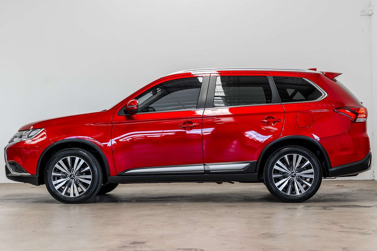 2021 Mitsubishi Outlander LS ZL