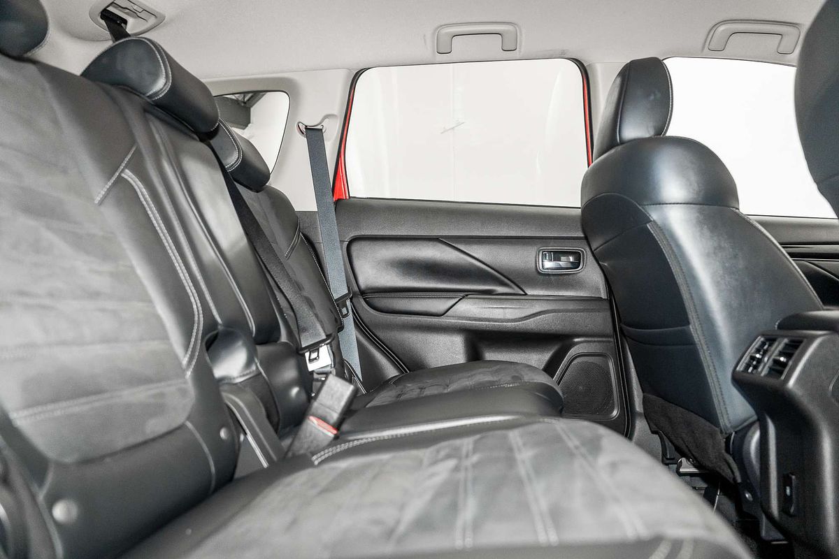 2021 Mitsubishi Outlander LS ZL