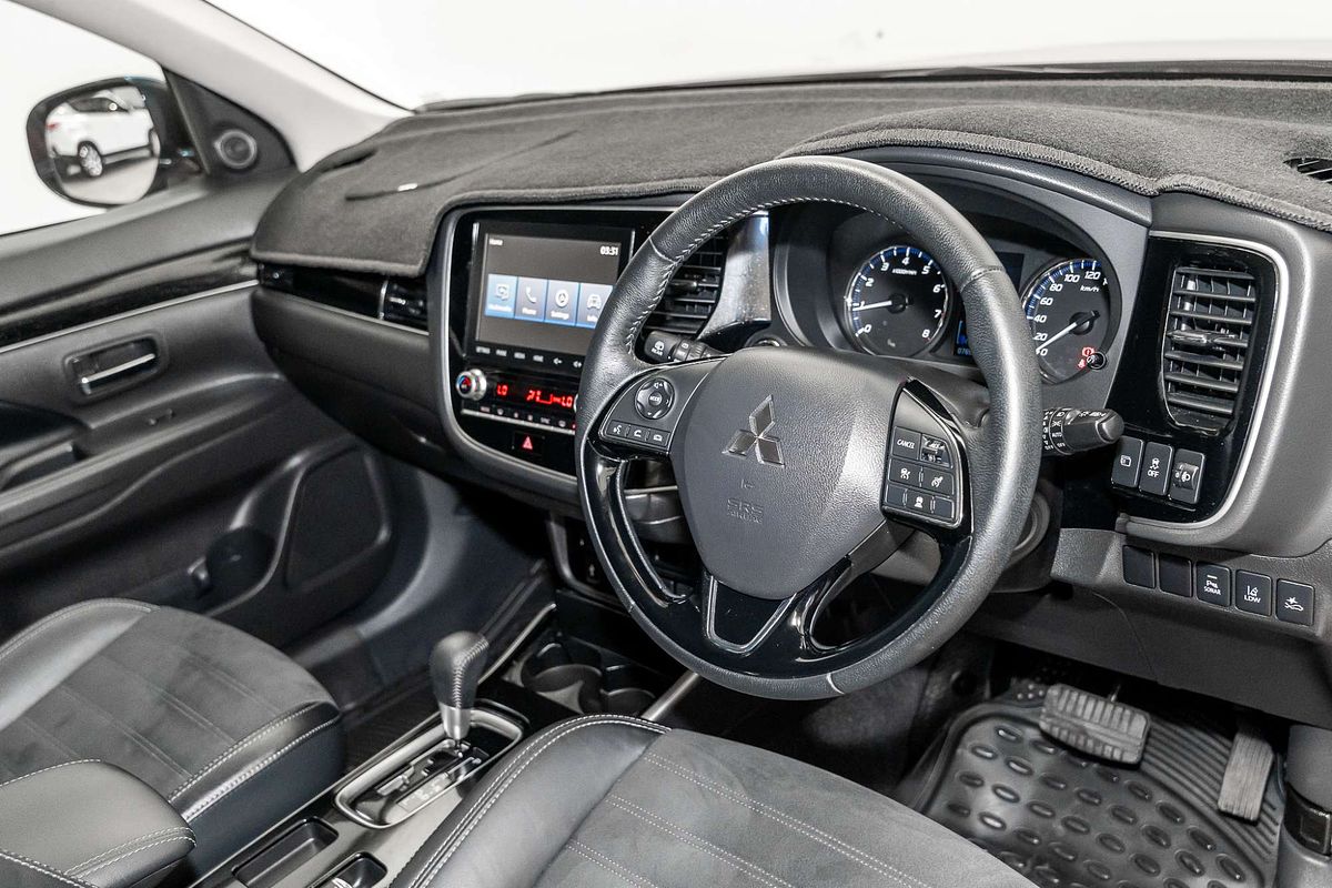 2021 Mitsubishi Outlander LS ZL