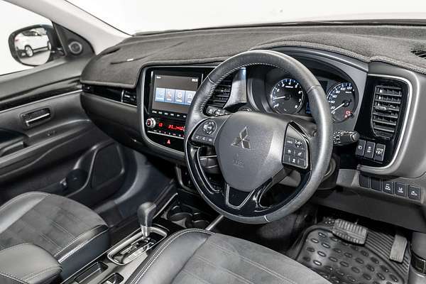 2021 Mitsubishi Outlander LS ZL