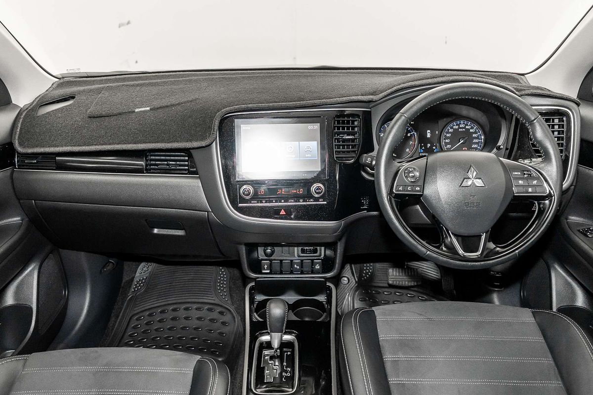 2021 Mitsubishi Outlander LS ZL
