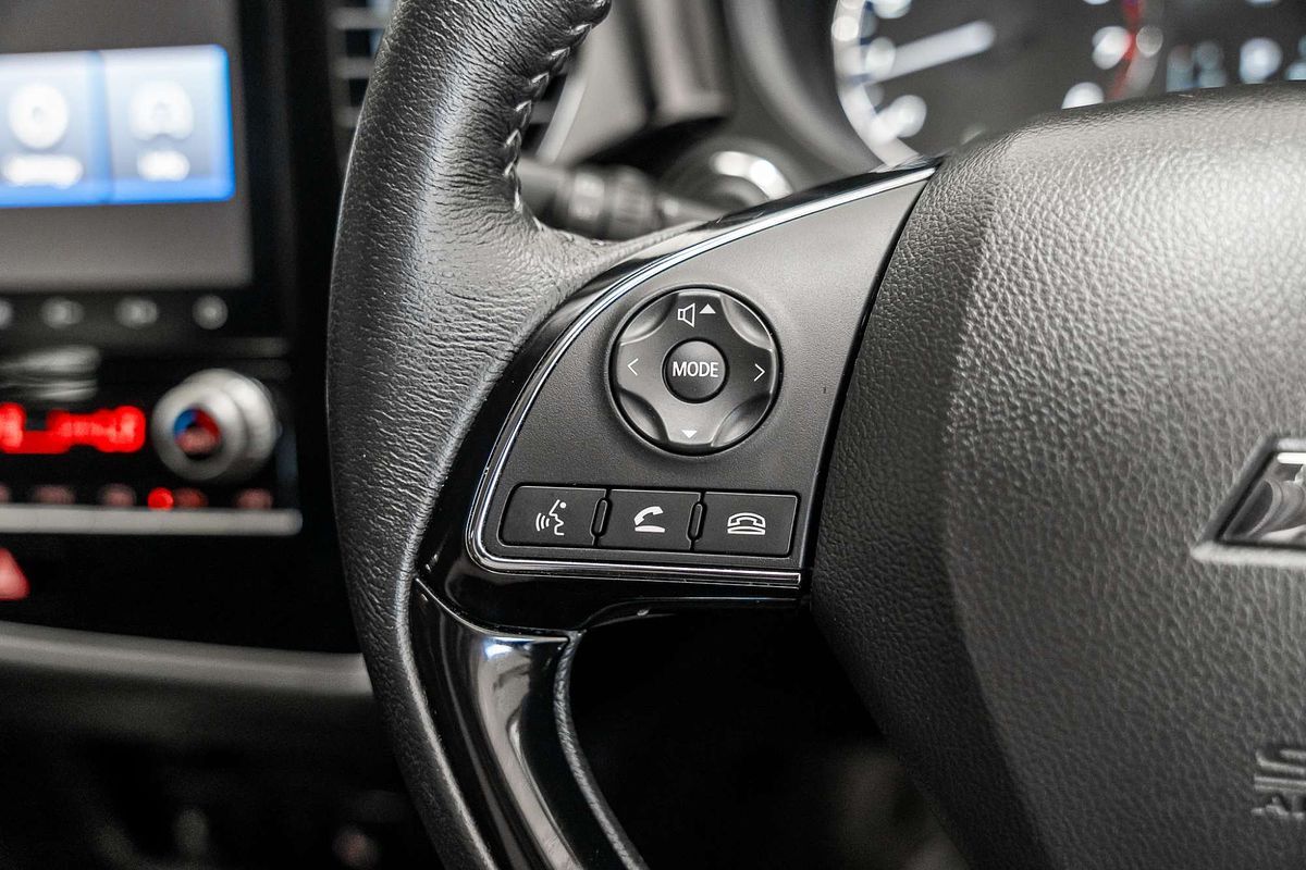 2021 Mitsubishi Outlander LS ZL