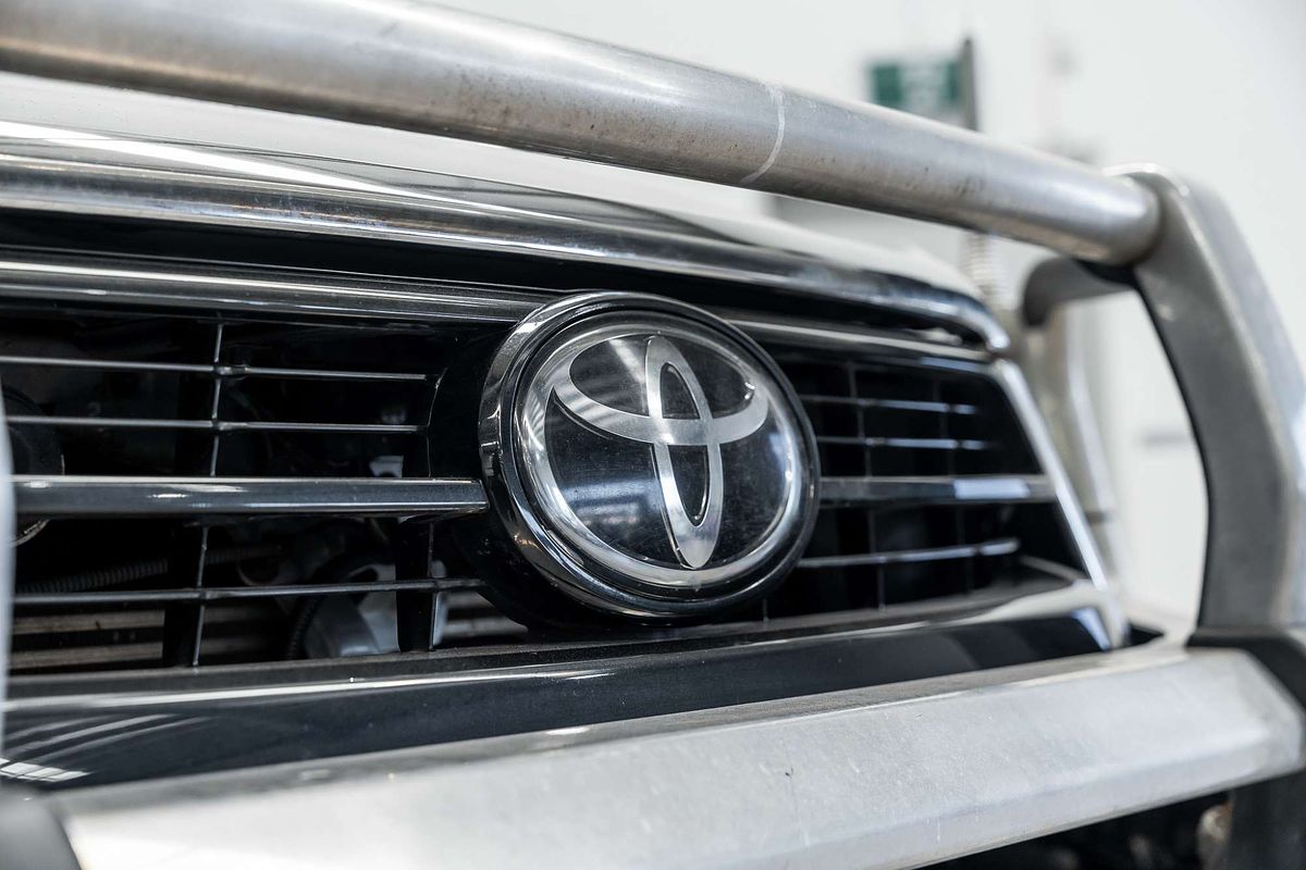 2020 Toyota Hilux SR5 GUN126R 4X4