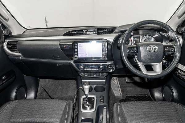 2020 Toyota Hilux SR5 GUN126R 4X4