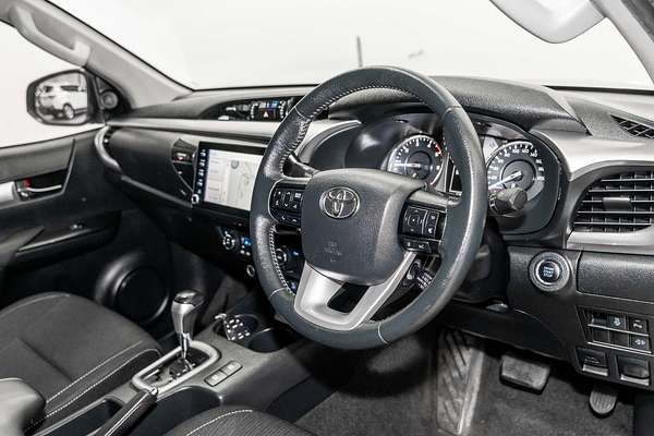 2020 Toyota Hilux SR5 GUN126R 4X4