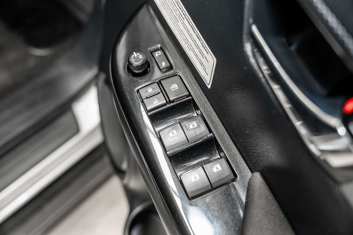 2020 Toyota Hilux SR5 GUN126R 4X4