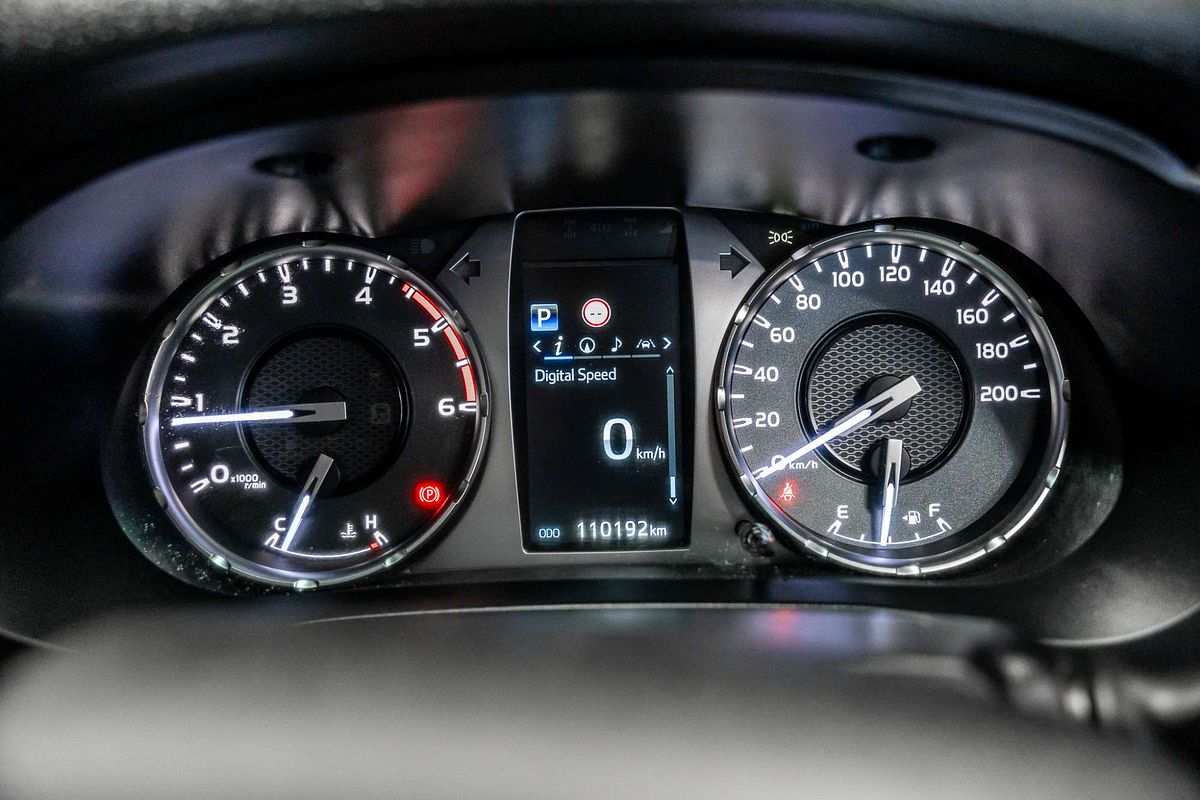 2020 Toyota Hilux SR5 GUN126R 4X4