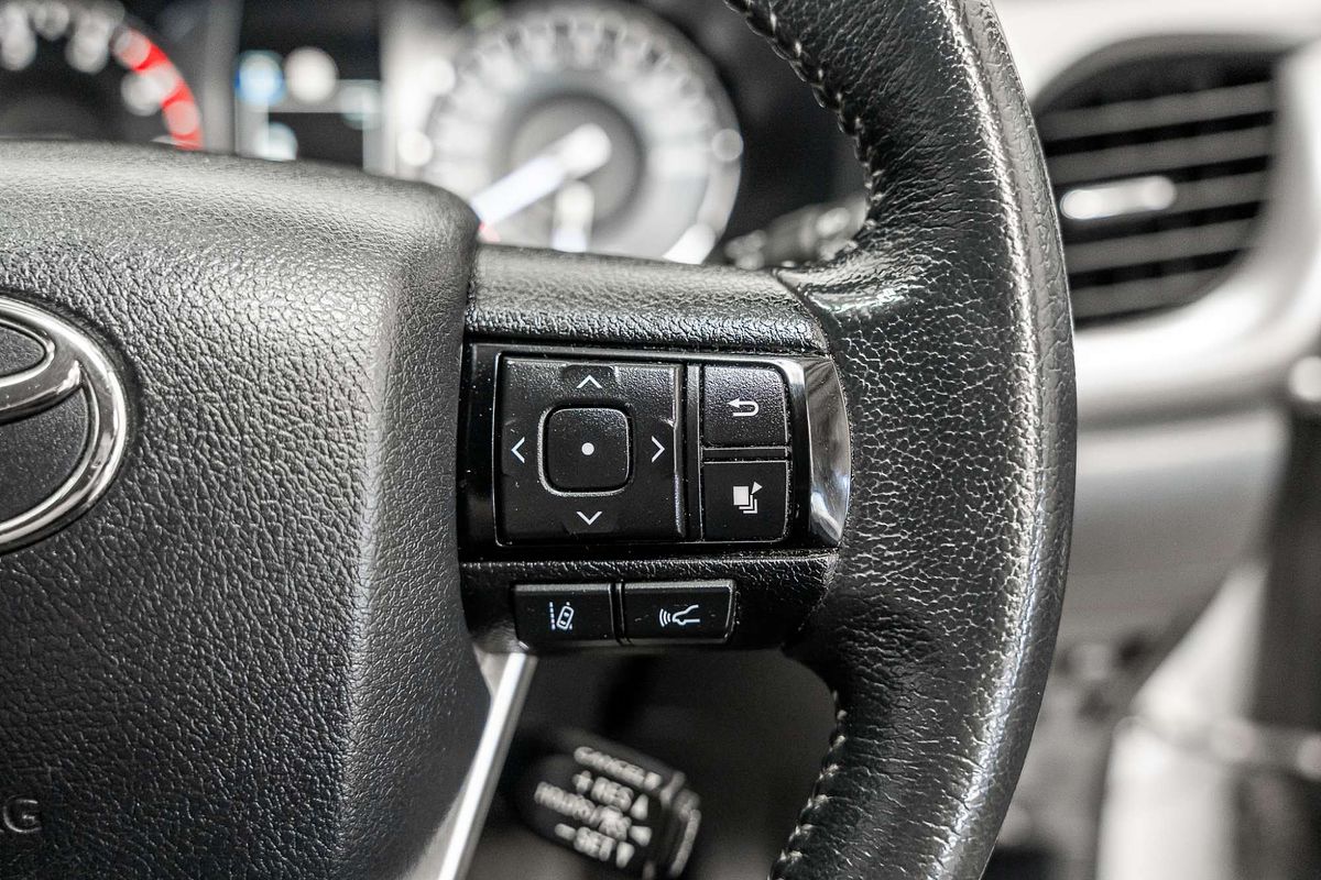 2020 Toyota Hilux SR5 GUN126R 4X4