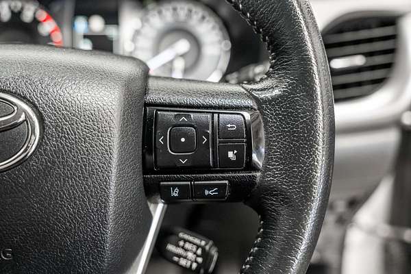 2020 Toyota Hilux SR5 GUN126R 4X4