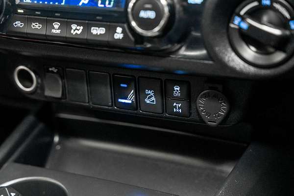 2020 Toyota Hilux SR5 GUN126R 4X4