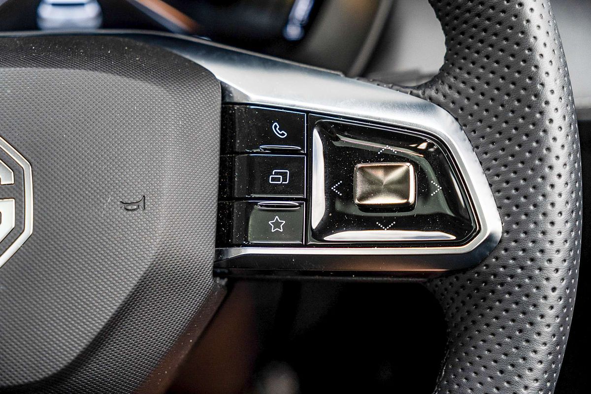 2025 MG ZS Essence Turbo ZS32