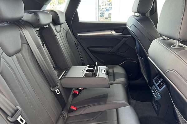 2024 Audi Q5 45 TFSI Sport FY