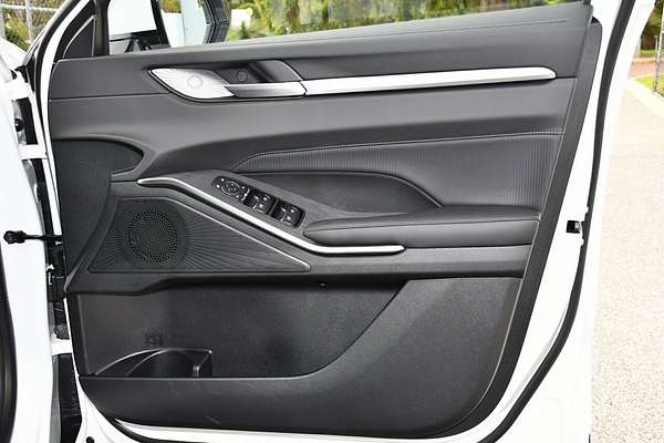 2025 GWM Haval H6 Ultra Hybrid B01
