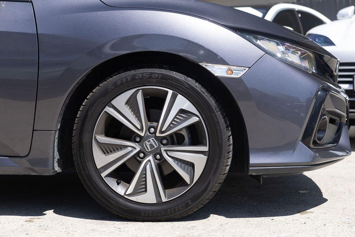 2020 Honda Civic VTi-L 10th Gen