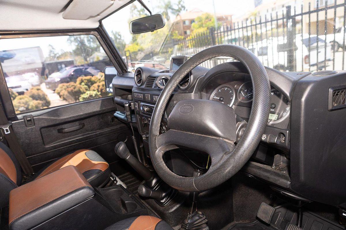 2015 Land Rover Defender 110
