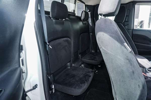 2015 Nissan Navara RX D23 4X4