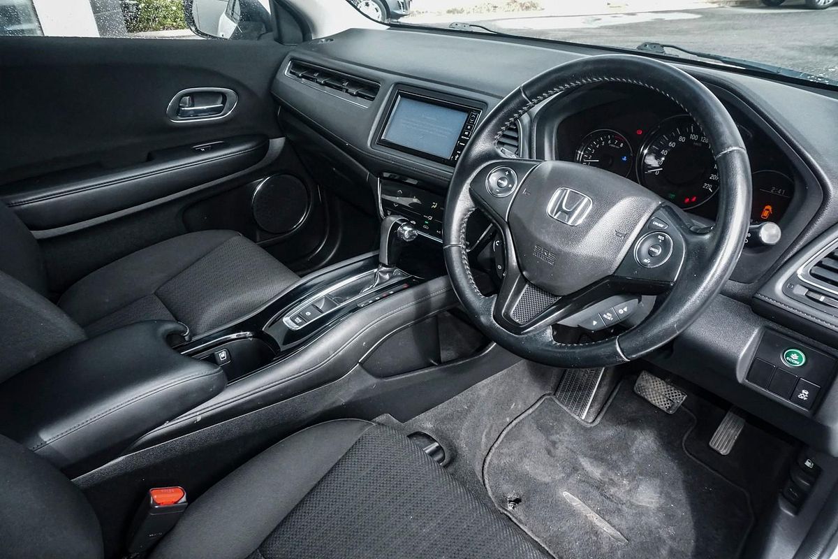 2017 Honda HR-V VTi-S