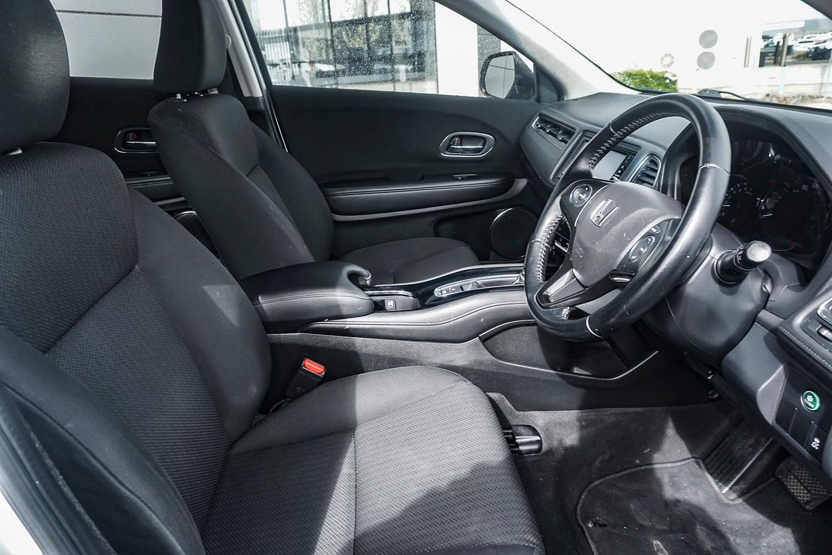 2017 Honda HR-V VTi-S