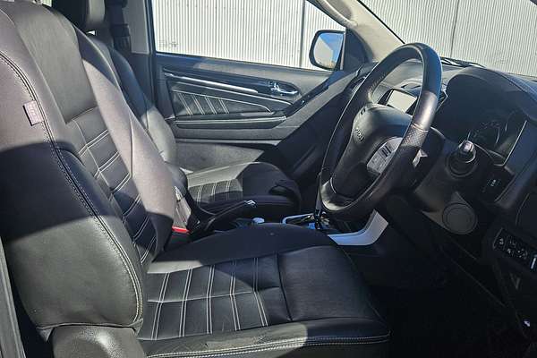 2020 Isuzu MU-X LS-T