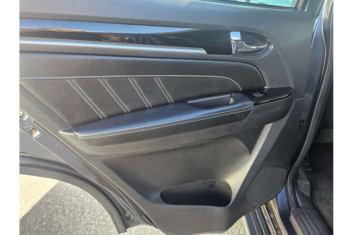 2020 Isuzu MU-X LS-T