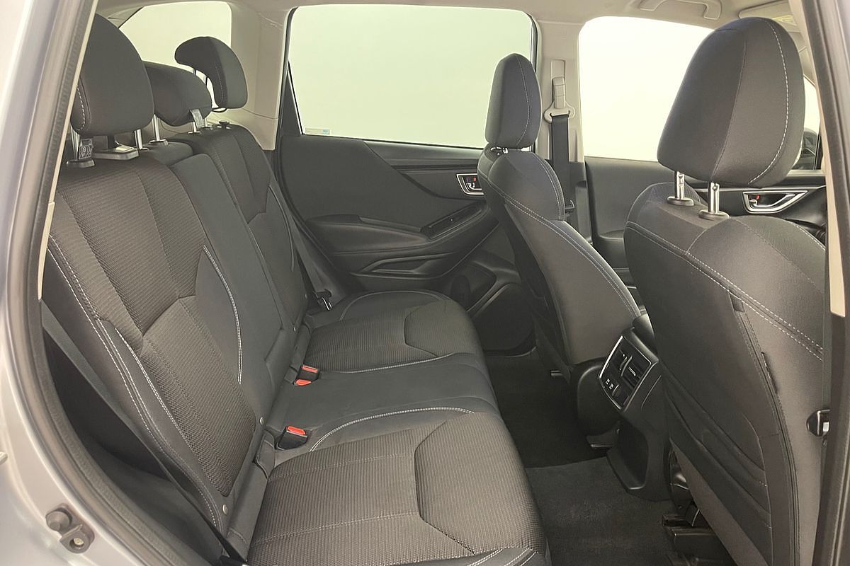 2023 Subaru Forester 2.5i 50 Years Edition S5