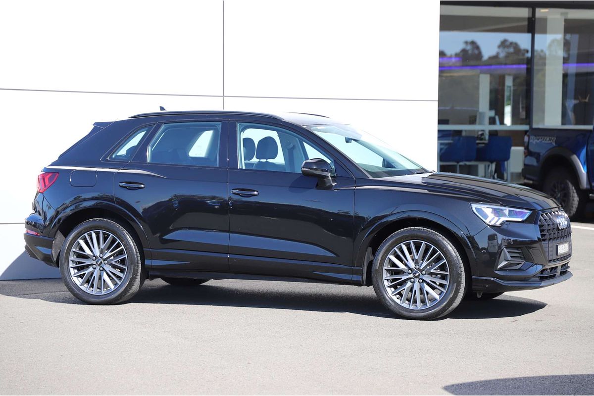2022 Audi Q3 35 TFSI F3