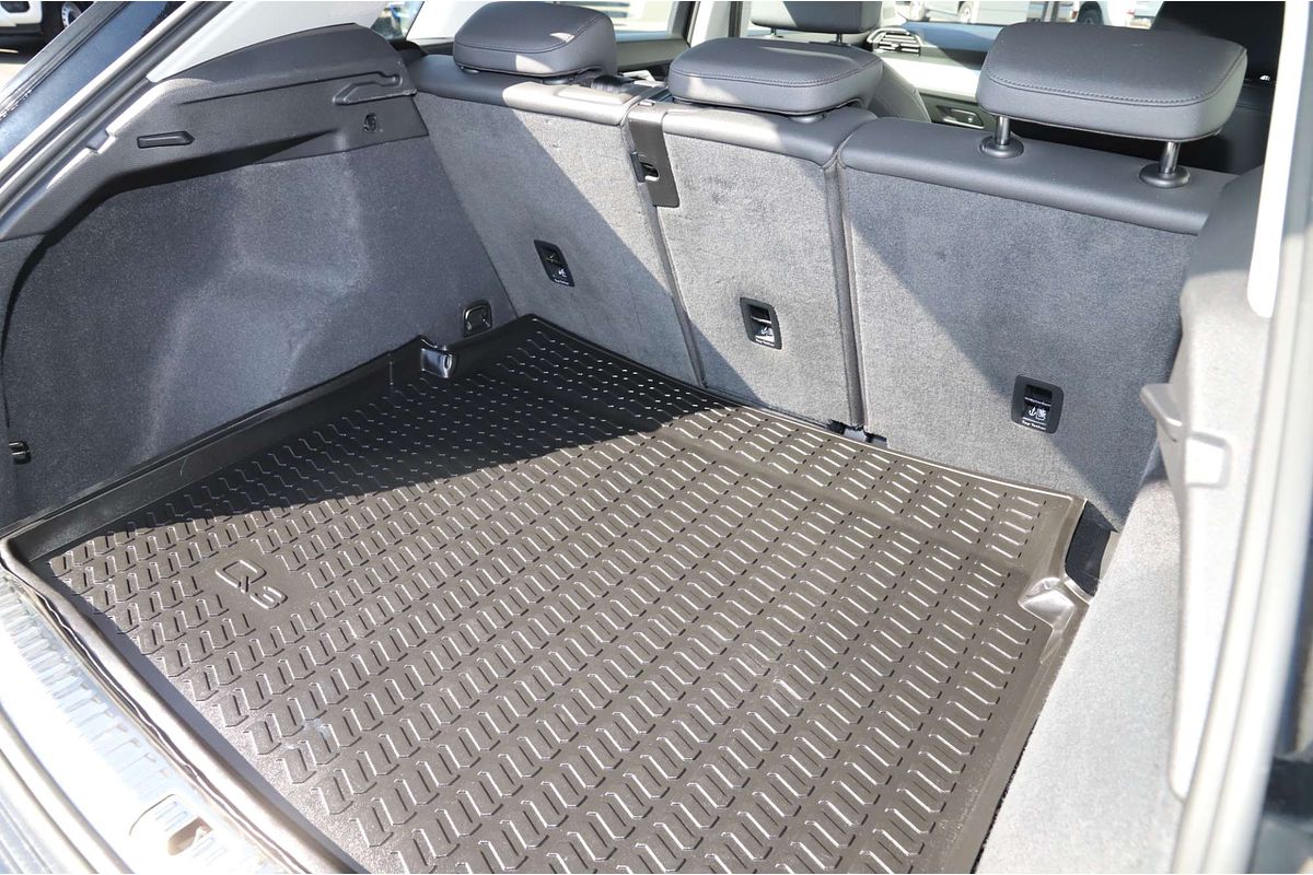 2022 Audi Q3 35 TFSI F3