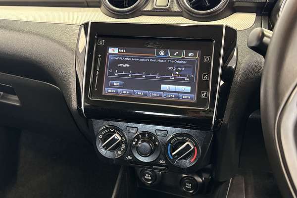 2019 Suzuki Swift GL Navigator AZ