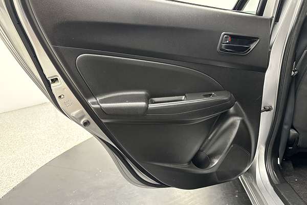 2019 Suzuki Swift GL Navigator AZ