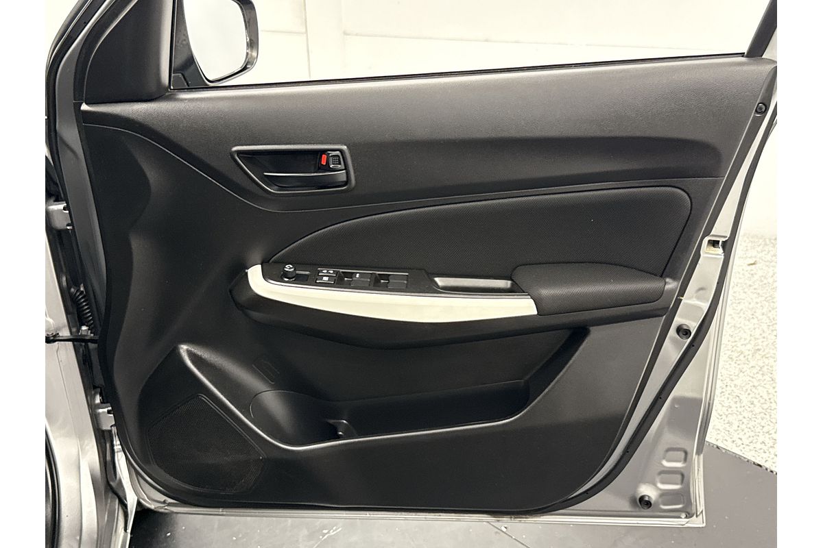 2019 Suzuki Swift GL Navigator AZ