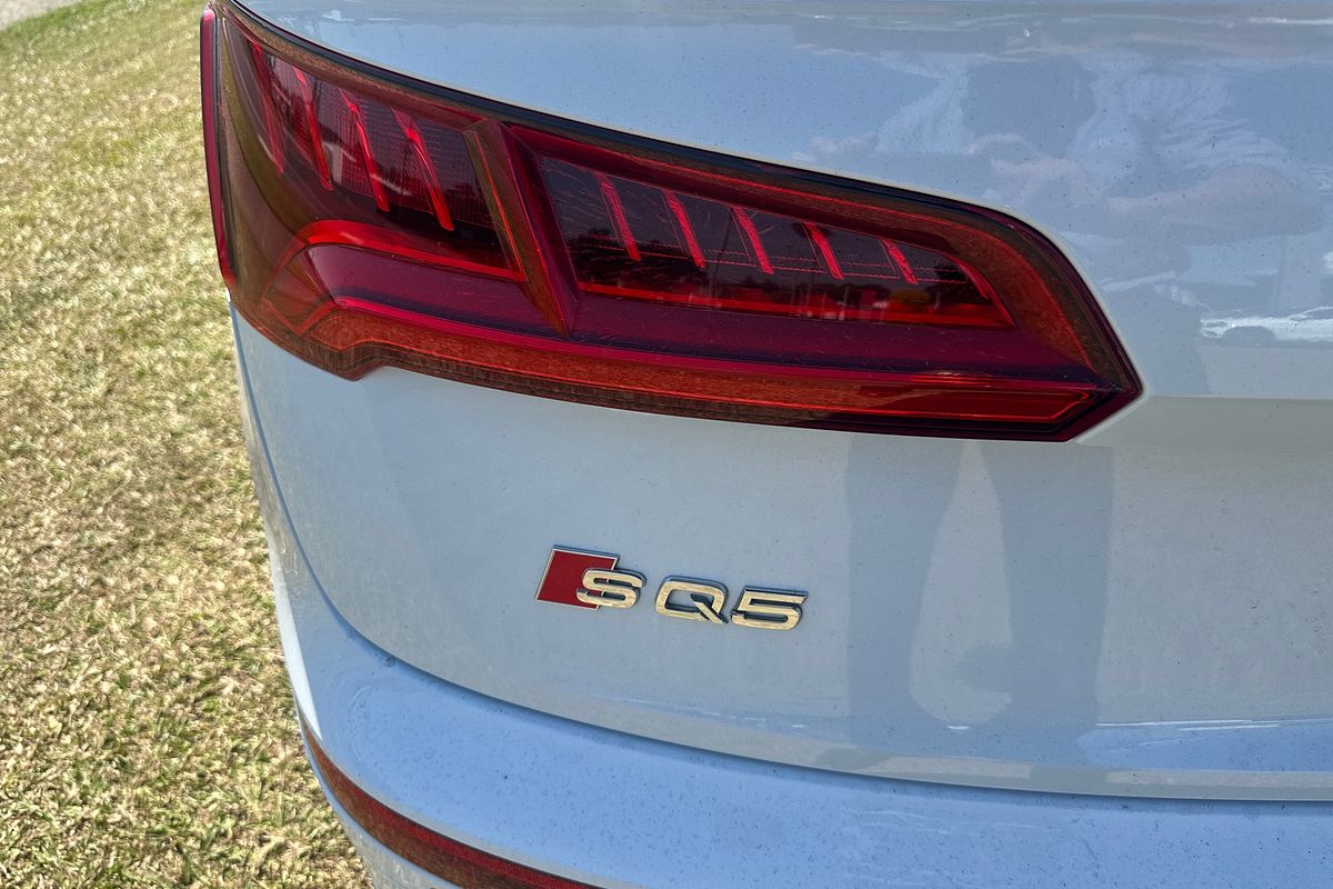 2020 Audi SQ5 FY